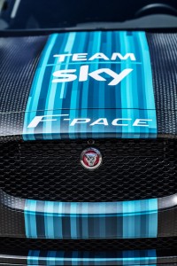 172298-Jag_F-PACE_TdF_Team_Sky_Image_010715_04