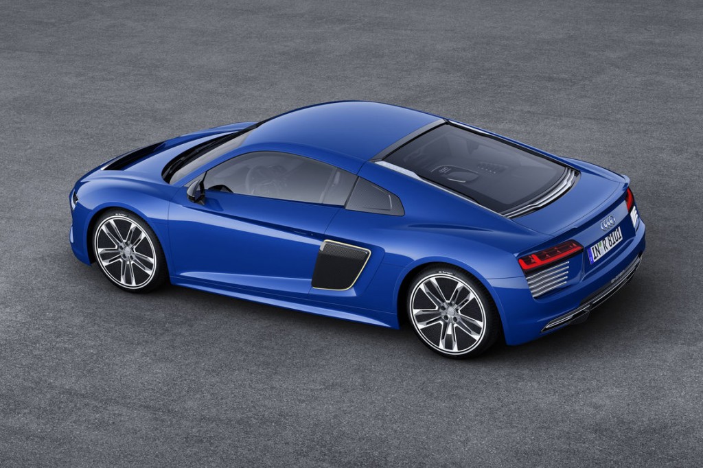 R8etron