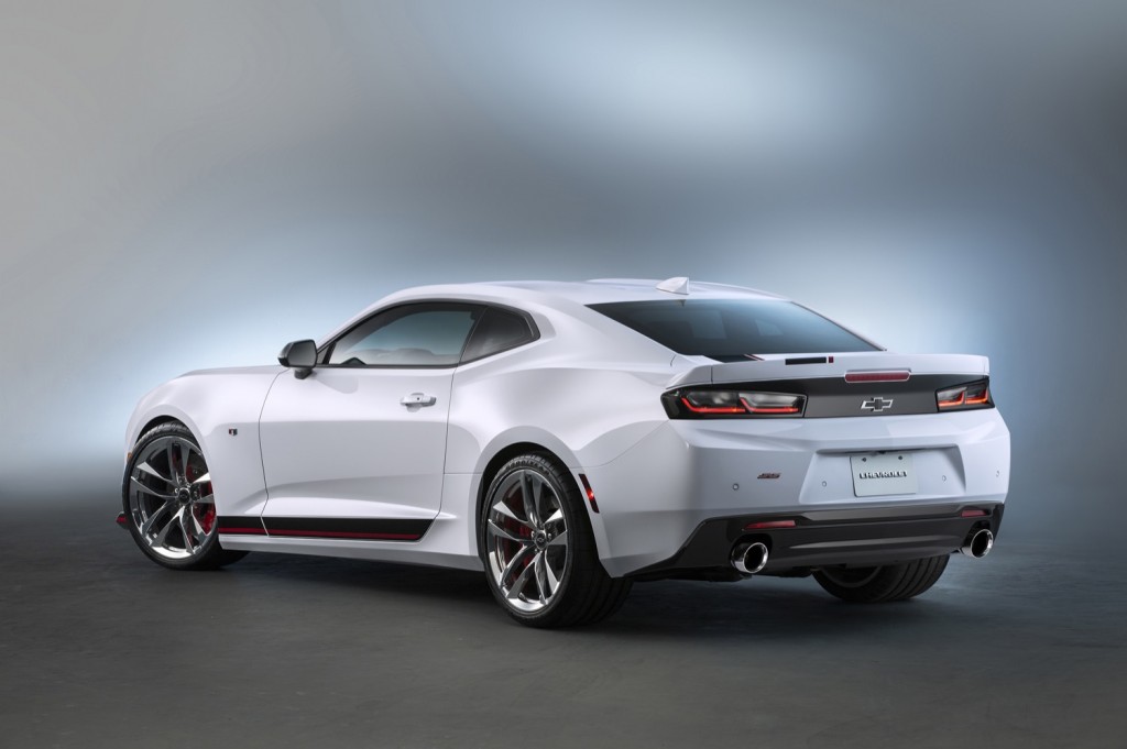 2016-chevrolet-camaro-performance-concept-sema-2015-02