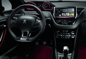 peugeot_208_gti_design_interieur