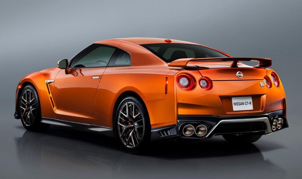 nissan-gt-r-2017-12