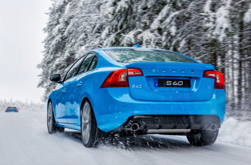 2016_volvo_s60_and_v60_polestar_6_1600x1200