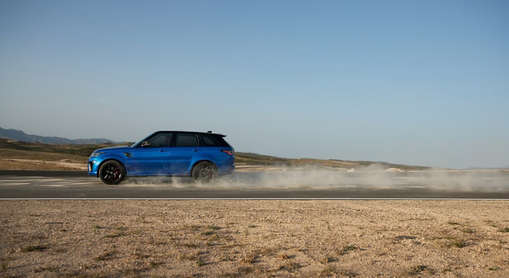 Range-Rover-Sport-SVR-3